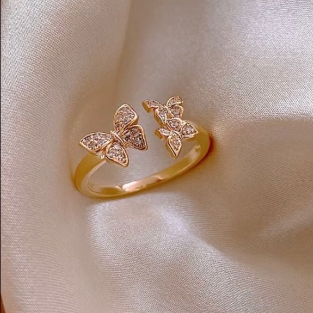 butterfly ring